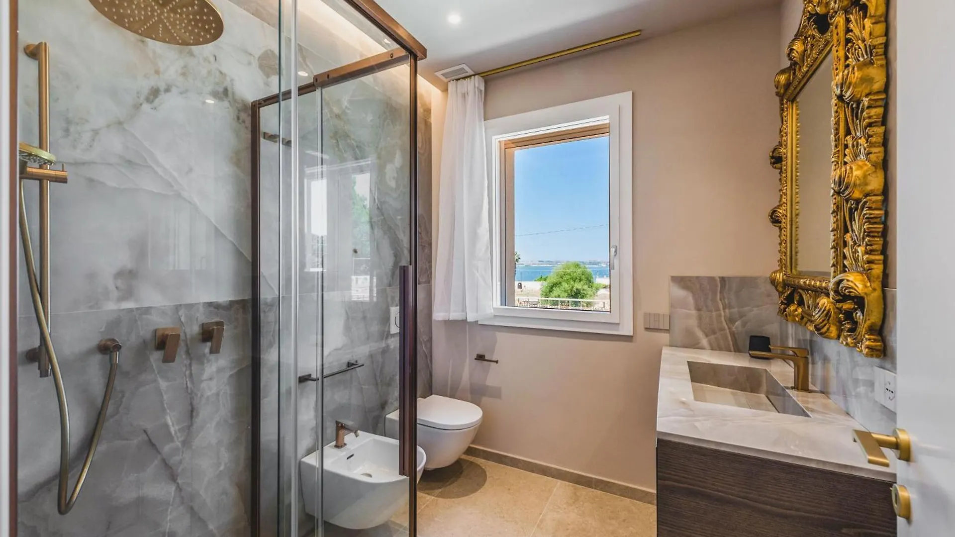סירקוזה 5E Villa Charme-Sea And Ortigia View-Whirlpool Roof Terrace